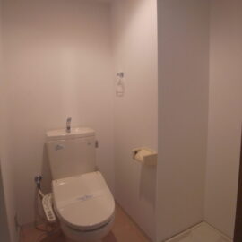 (トイレ)